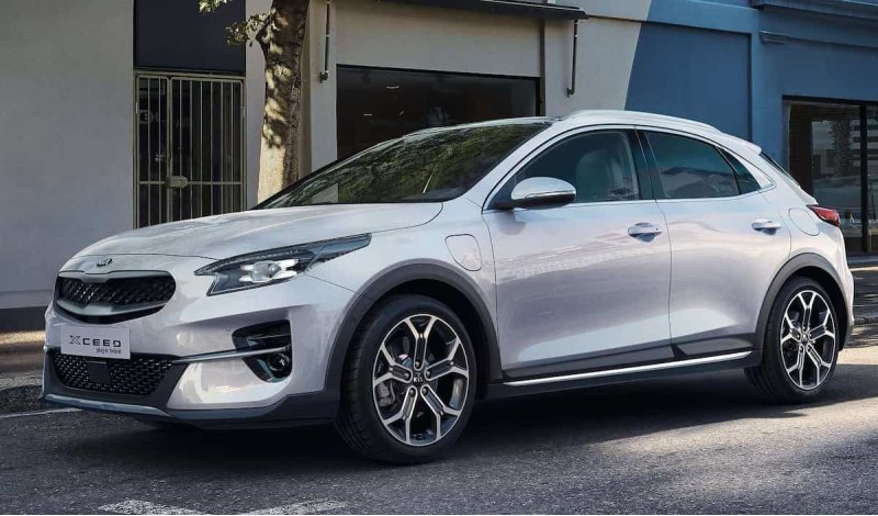 Kia XCeed (2019 – настоящее время)