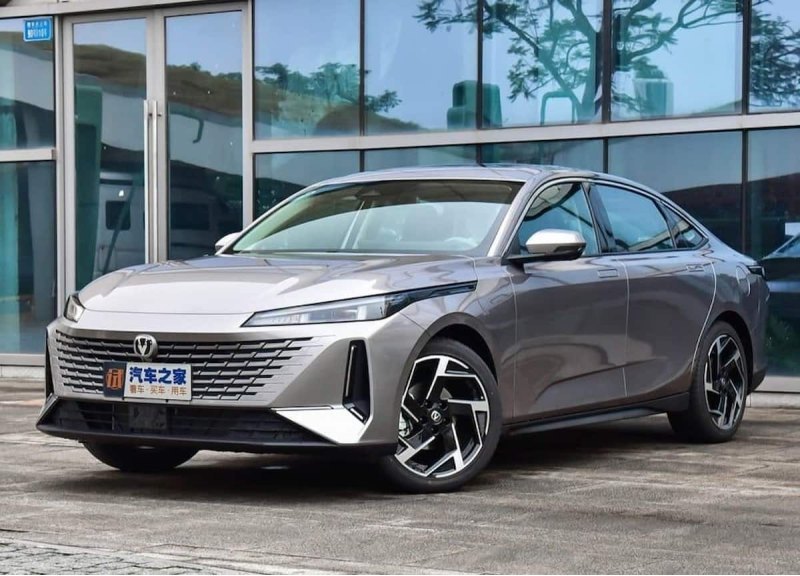 В продажу выходит новый Changan – раскрыта его…