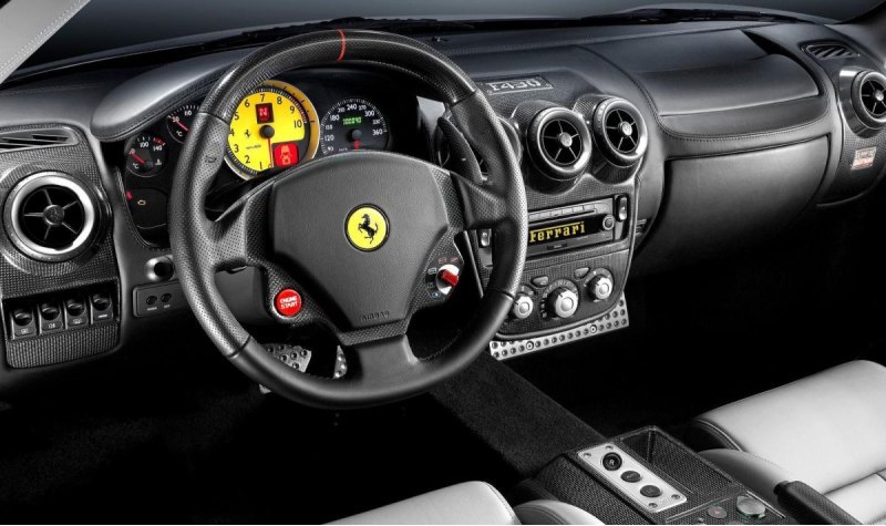 Владелец Ferrari пожаловался на то, что…