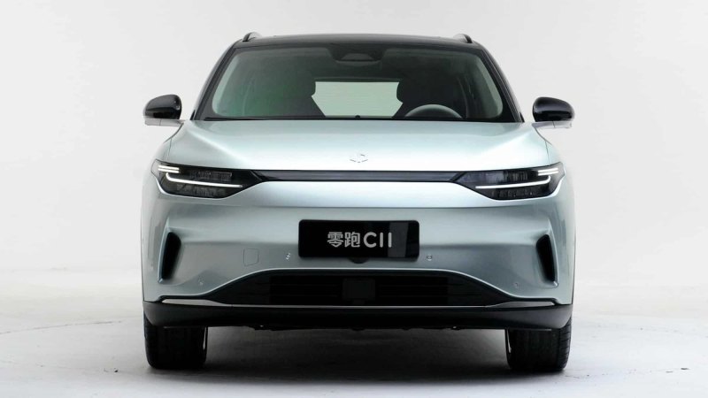 В Россию привезли китайского конкурента Tesla…