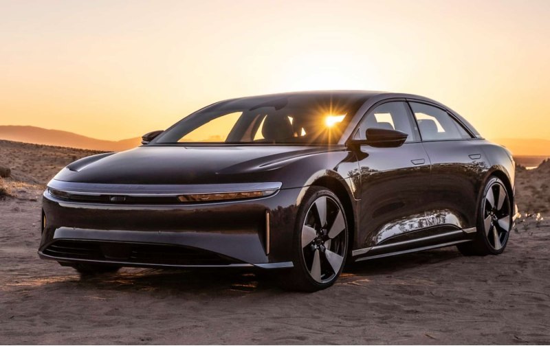 Лучшим роскошным автомобилем стал Lucid Air,…