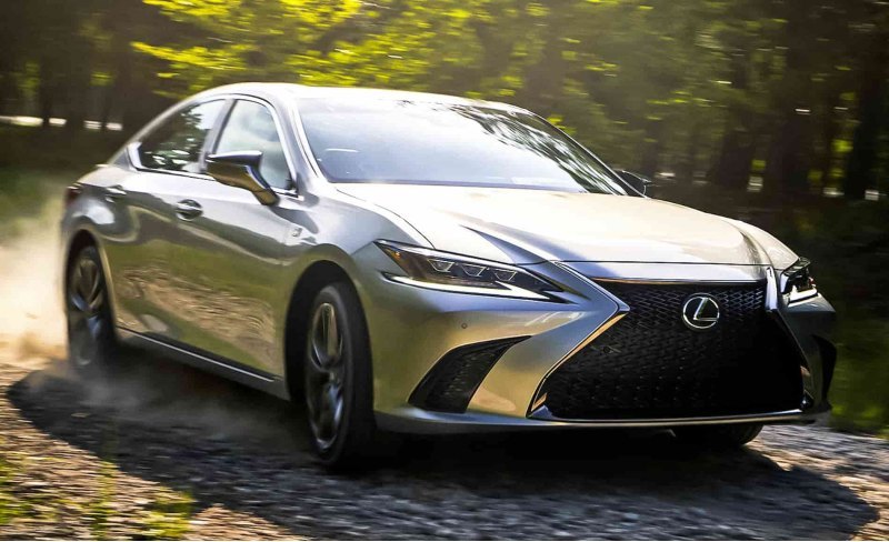 Lexus ES