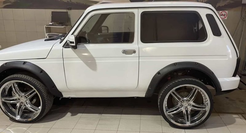 На продажу выставили уникальную Lada Niva с…