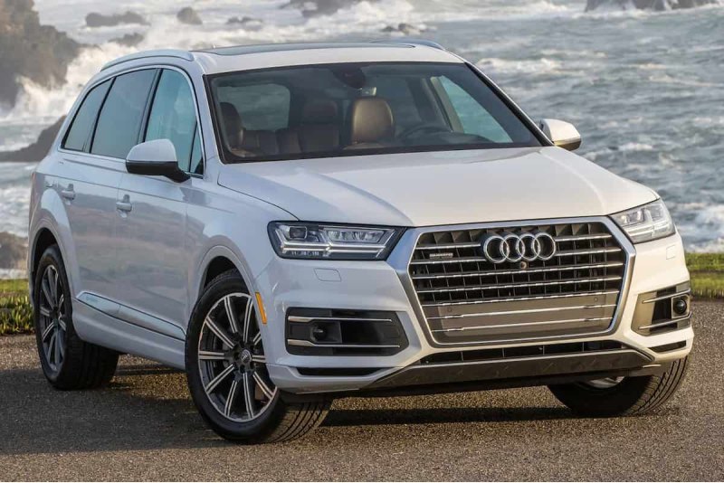 2 место – Audi Q7 (2017)