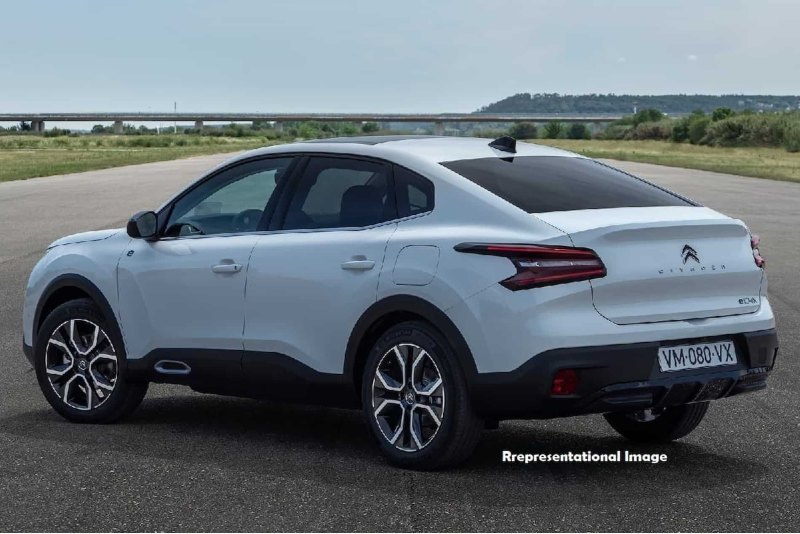 Citroen готовит аналог Lada Vesta Cross: первые…