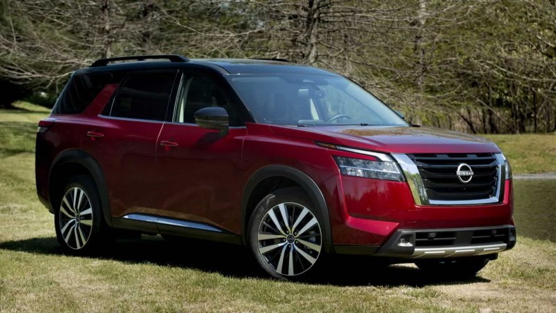Дилеры Nissan установили в отозванные Pathfinder…