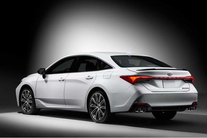 Как выяснил Daily-Motor.ru, Россию ввозят седаны…