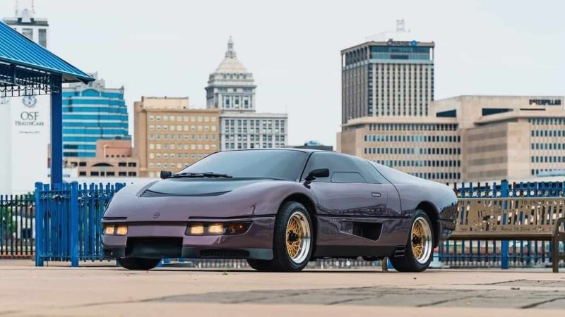 На продажу выставили Turbo Interceptor из фильма…