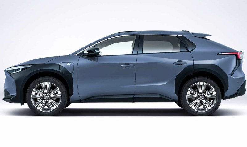 В России появился новый кроссовер Subaru размером…