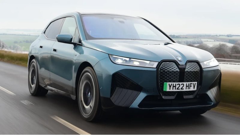 10 место – BMW iX