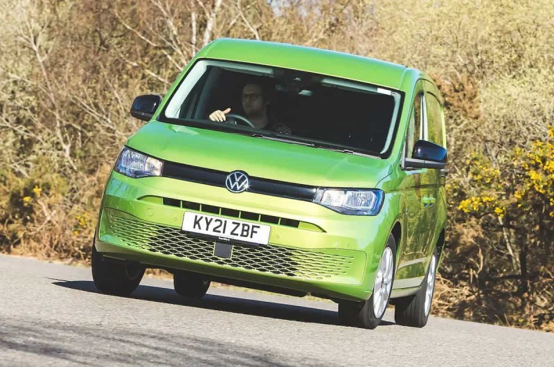 3 место – Volkswagen Caddy Cargo