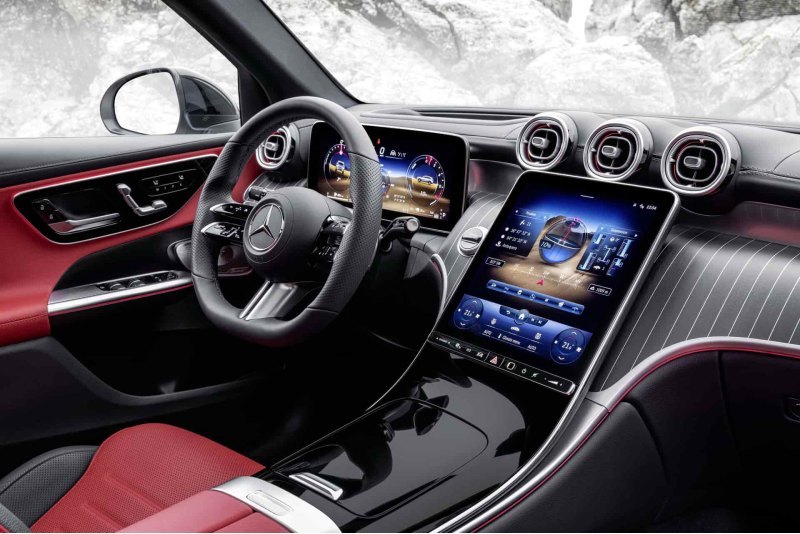 В Россию ввозят Mercedes-Benz GLC 2023 года…