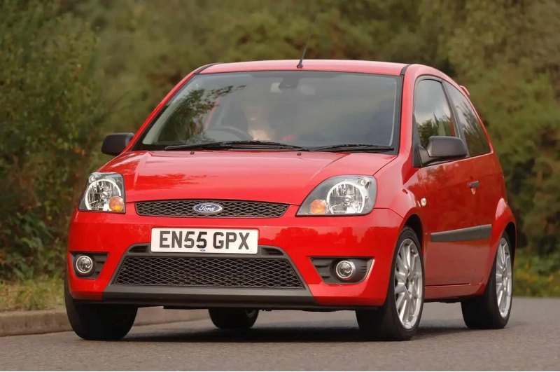 2 место – Ford Fiesta (2002-2008)