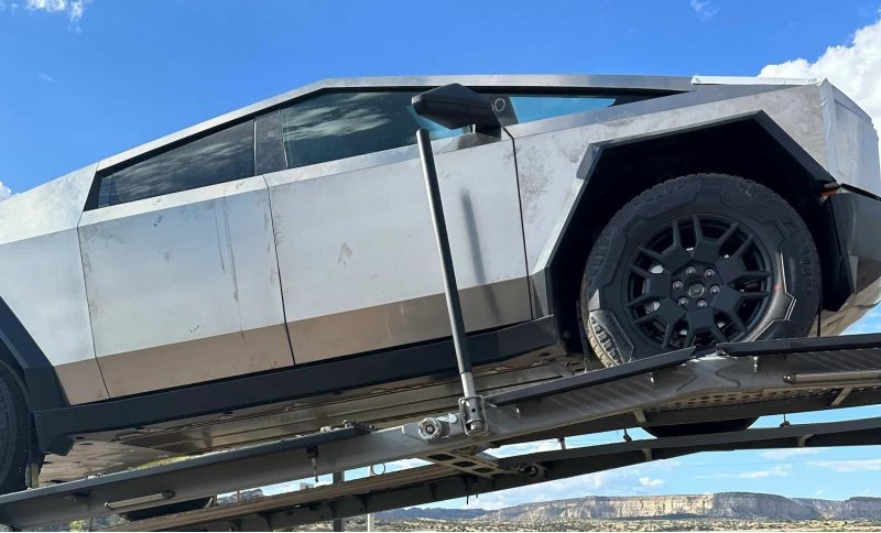 Новейший пикап Tesla Cybertruck раскритиковали за…