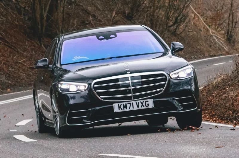 6 место – Mercedes-Benz S-Class