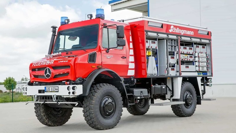 Mercedes представил крутую пожарную машину,…
