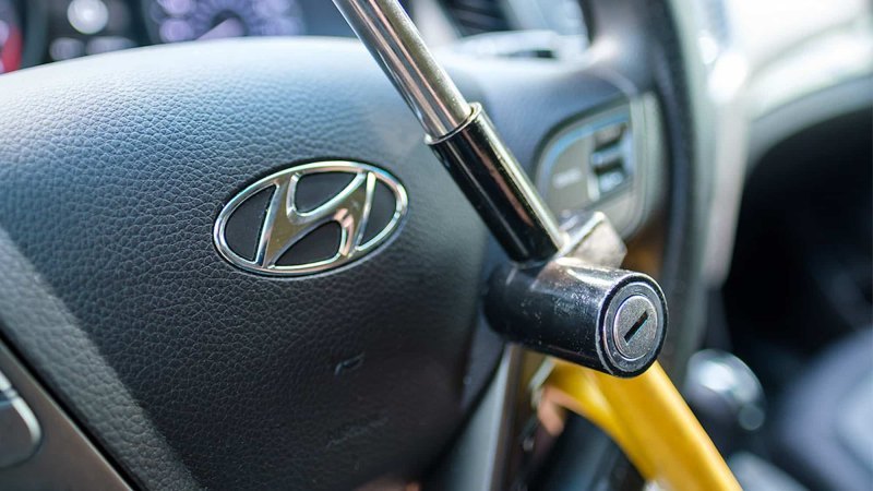 Hyundai и Kia обвиняют в массовых угонах своих…