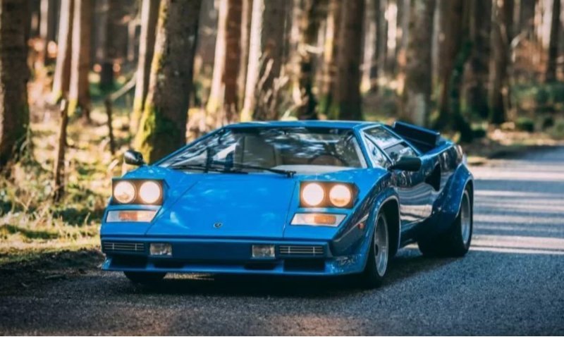 Россиянам предлагают купить легендарный…