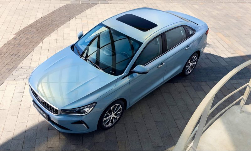Новый седан Geely для РФ оказался на 200 тысяч…