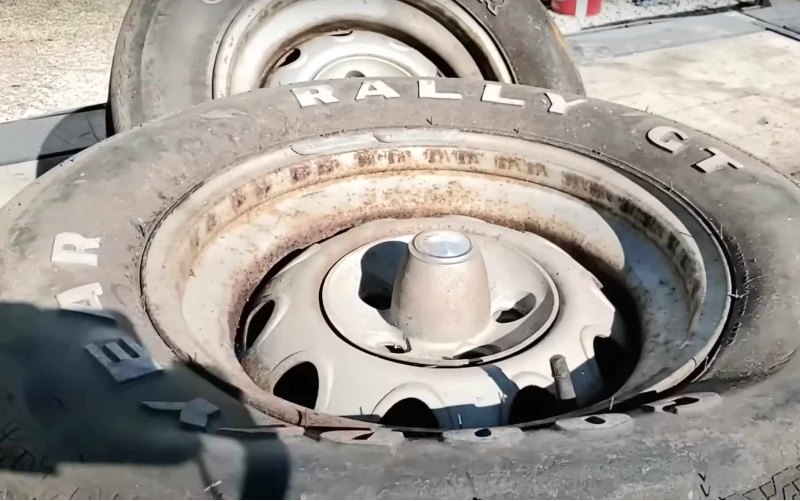 Как удалось выяснить нашедшим автомобиль,…