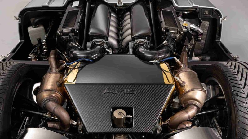 В 2015 году редчайший Mercedes-Benz попал в руки…