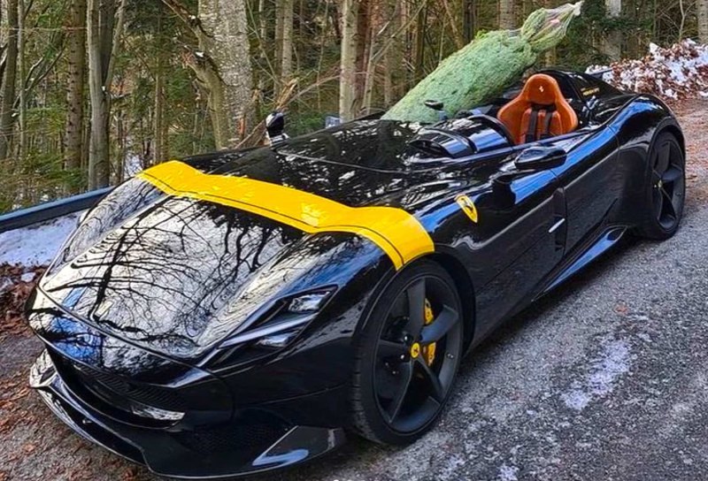 Фото дня: владелец Ferrari за 160 млн рублей…