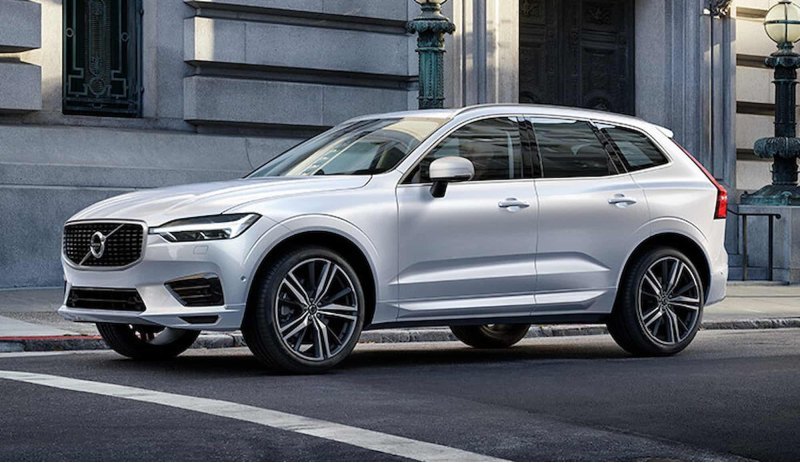 Volvo XC60 2023 года