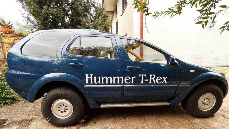 Внедорожник носит название T-Rex и создан…