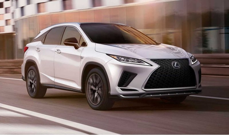 1 место – Lexus RX