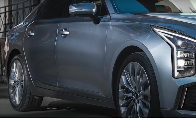 Новый престижный седан Kia K8 – первые изображения