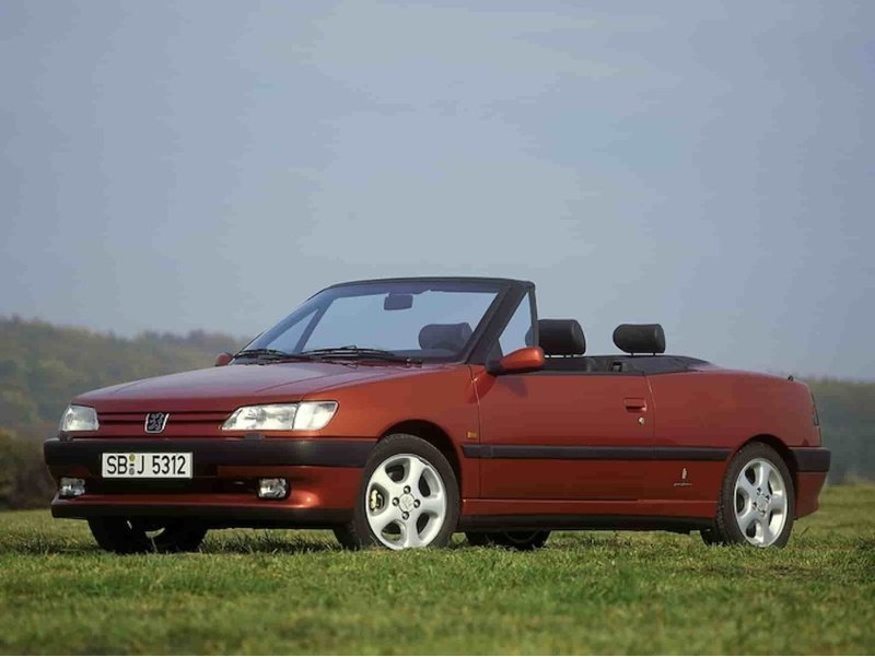 Peugeot 306 в кузове кабриолет