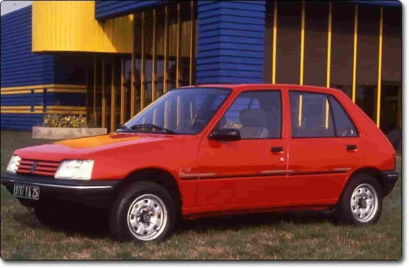Peugeot 205 Sacre Numero