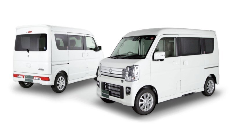 Крошечный Suzuki Every превратили в мини-отель на…