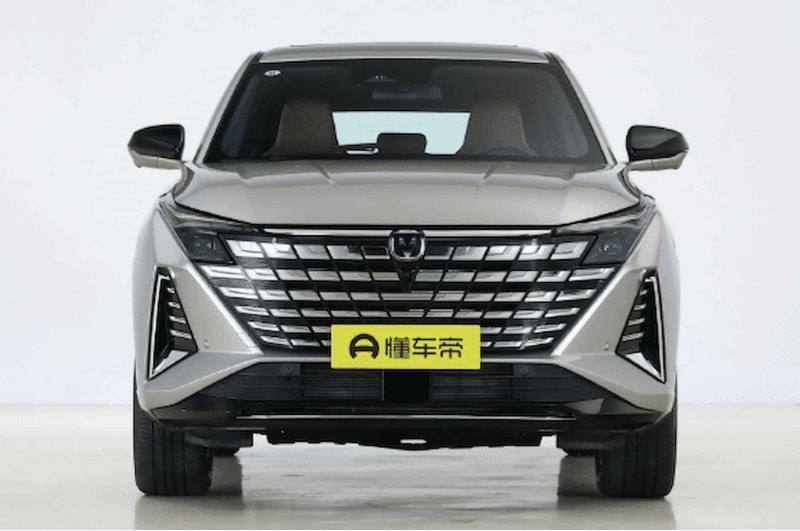 Новый кроссовер Changan Uni-Z поступит в продажу…