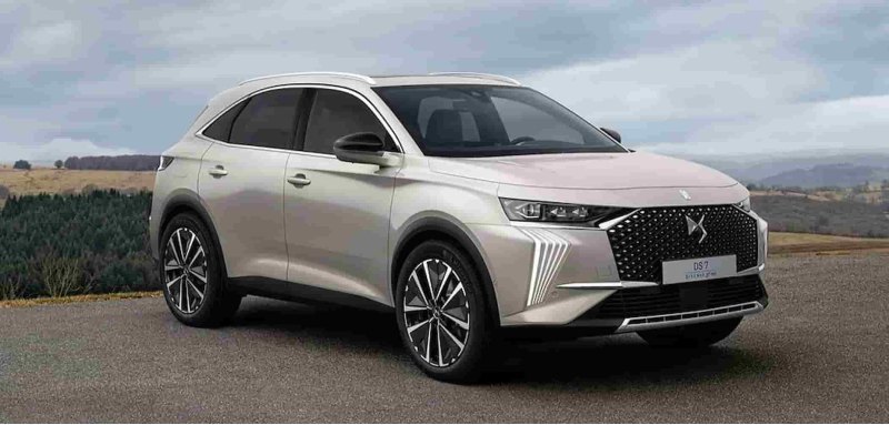 10 место – DS 7