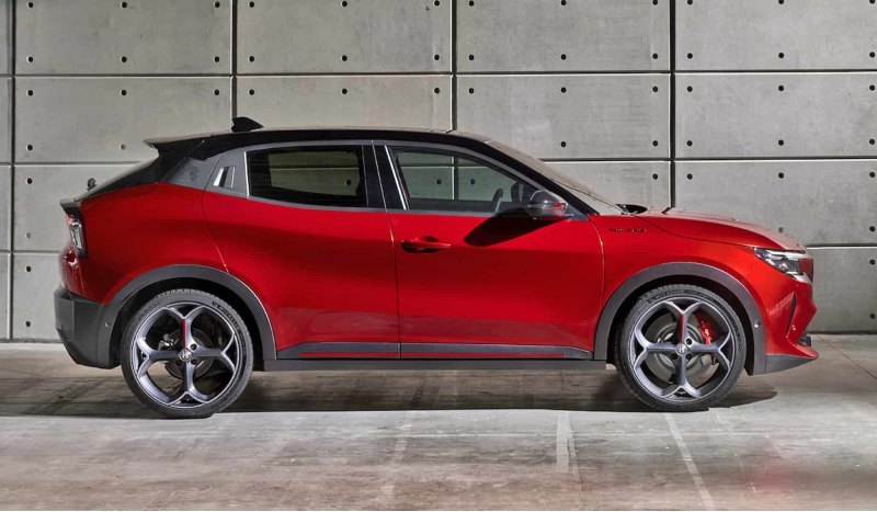 За решением Stellantis выпустить новую Alfa Romeo…
