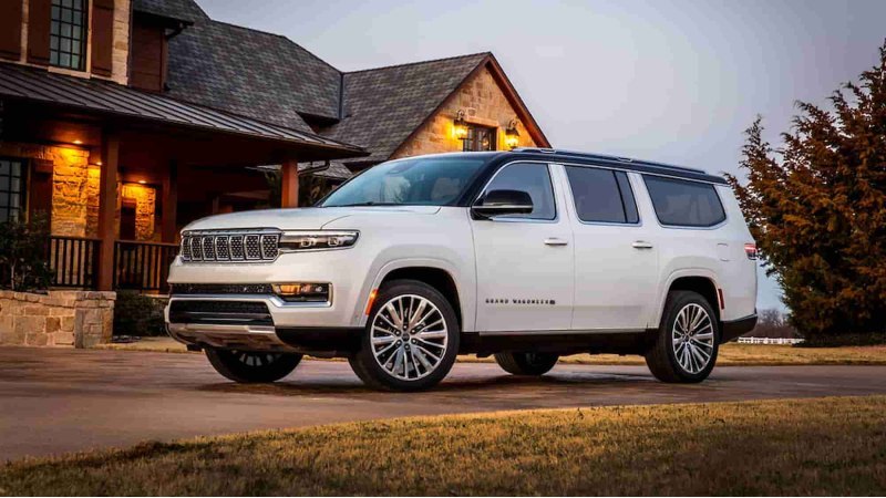 Jeep Grand Wagoneer