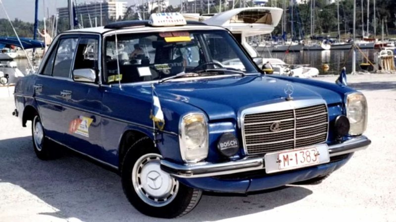 Mercedes-Benz 240D 1976 года