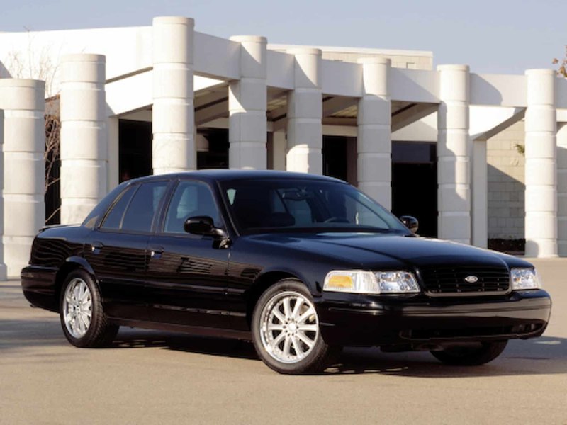 4 место – Ford Crown Victoria (1998 – 2012)