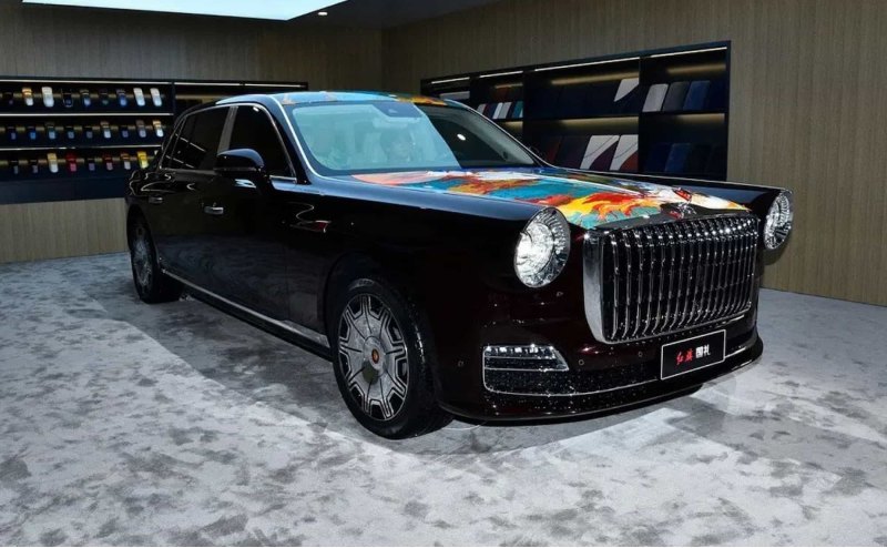 Hongqi выпустила убийцу Aurus Senat за 88…