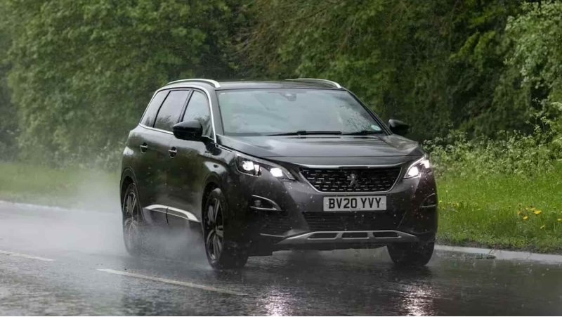 Peugeot 5008
