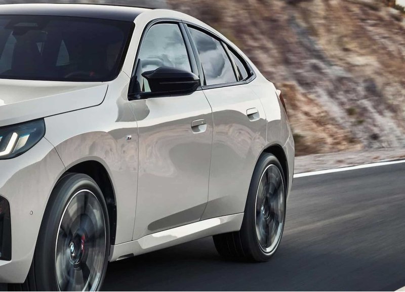 Новый кросс-купе BMW показали на реалистичных…