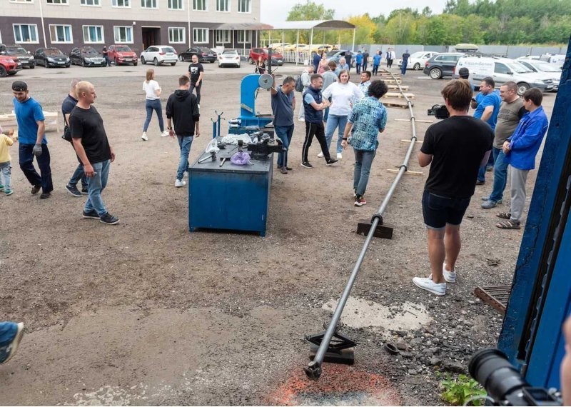 Утверждается, что карданный вал, вес которого…