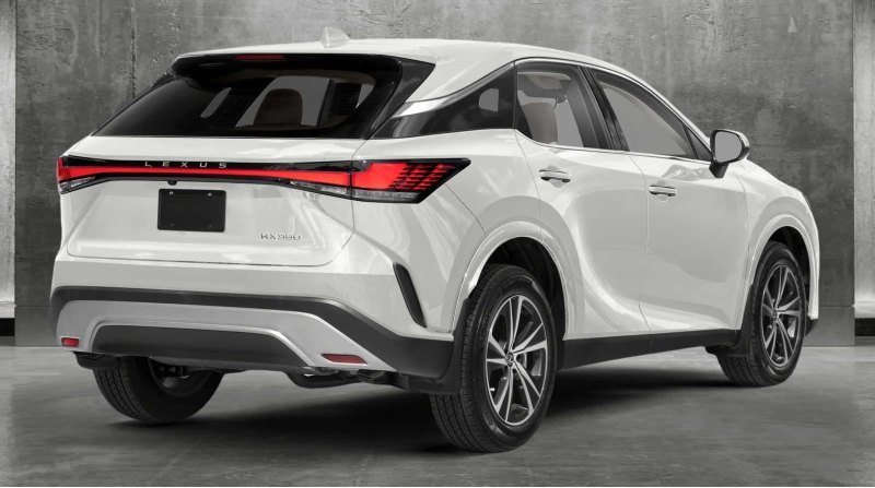 Lexus RX появился в модельной гамме компании в…
