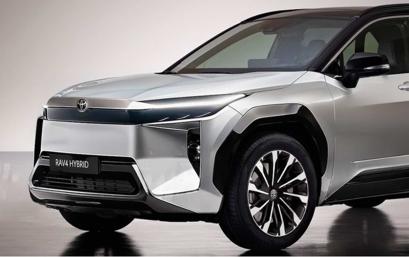 Новая Toyota RAV4 (2025): что о ней известно