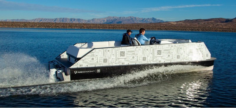 При поддержке GM компания Pure Watercraft…