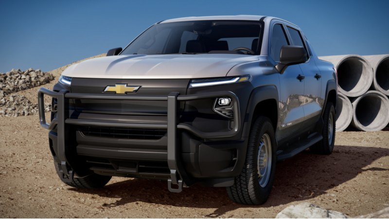 В комплектации Work Truck Chevrolet Silverado EV…