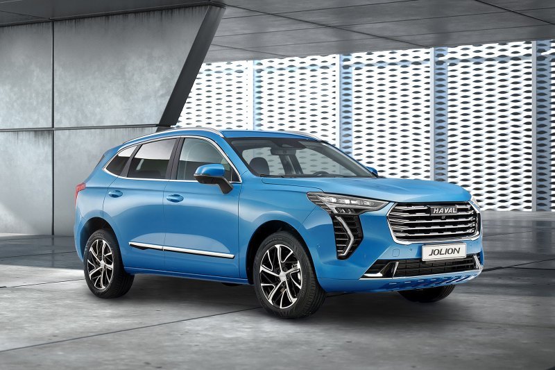 Следом располагается Chery с результатом 37 118…