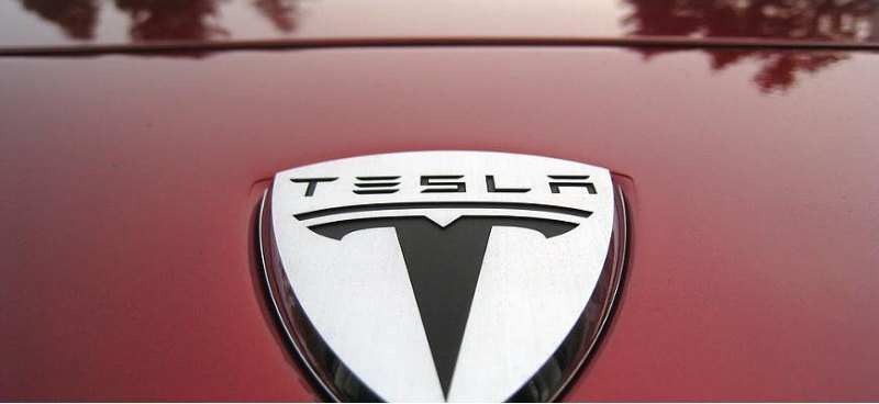 Фирма Koenigsegg начала выпуск карбоновых деталей…