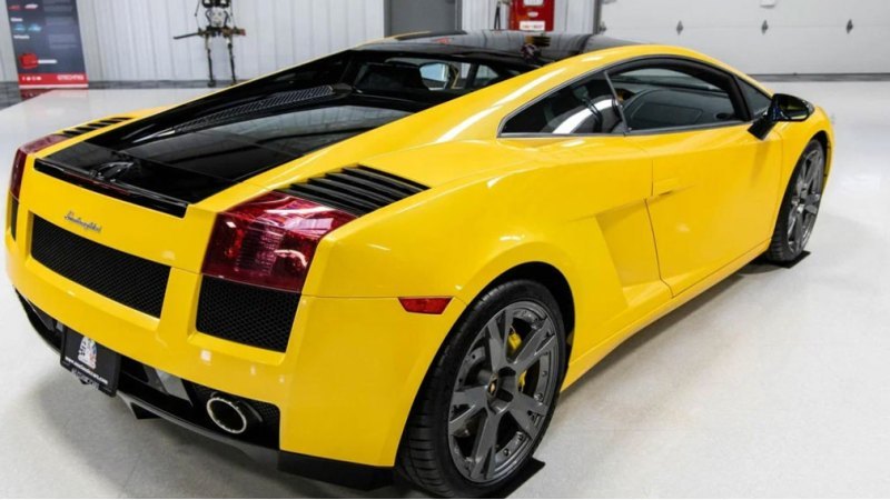 Клиренс Gallardo очень маленький, и даже…